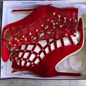 The perfect red dress sandals